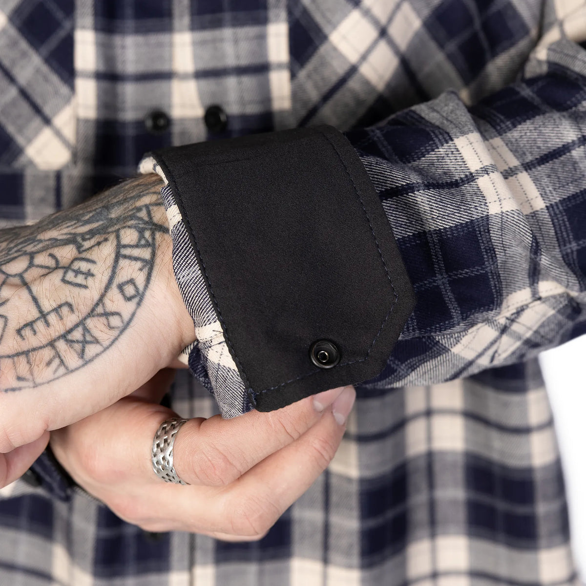 "Bureviy" Shirt Navy/White