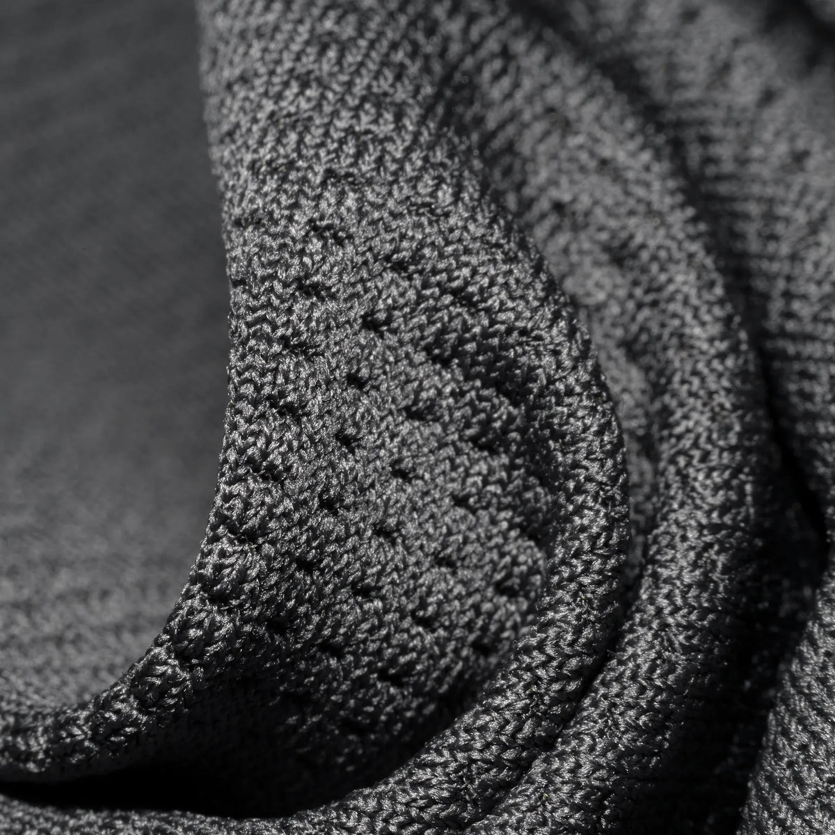 Chiton 2.0 CoolPass Grid Longsleeve Graphite